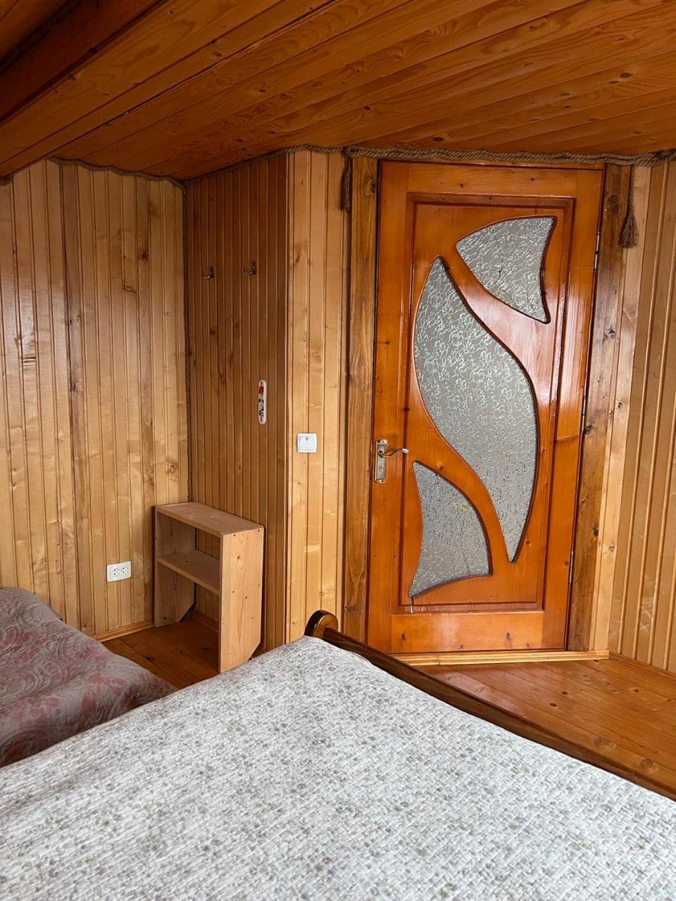 Domashnya Oselya Apartman Verhovina Kültér fotó