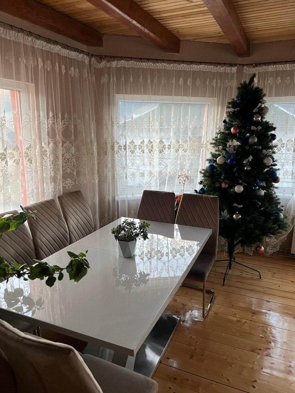 Domashnya Oselya Apartman Verhovina Kültér fotó